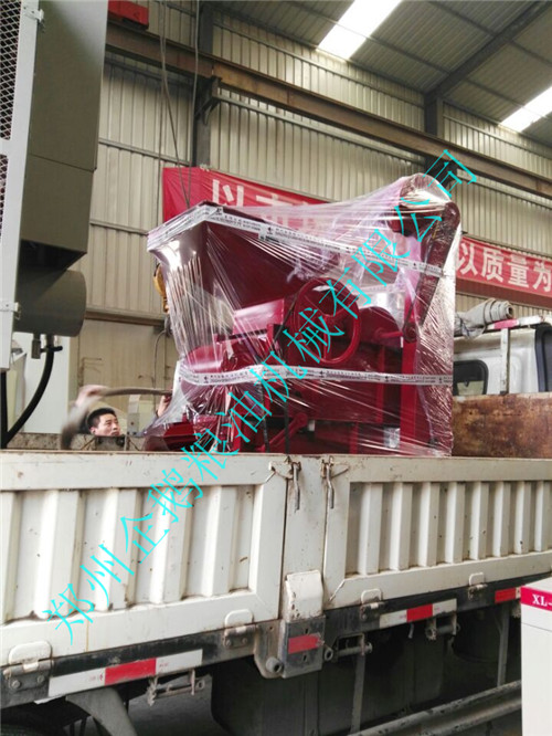 河南平顶山客户当场预定130型螺旋榨油机机器当天发货(图3)