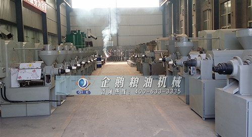 新型榨油机.jpg